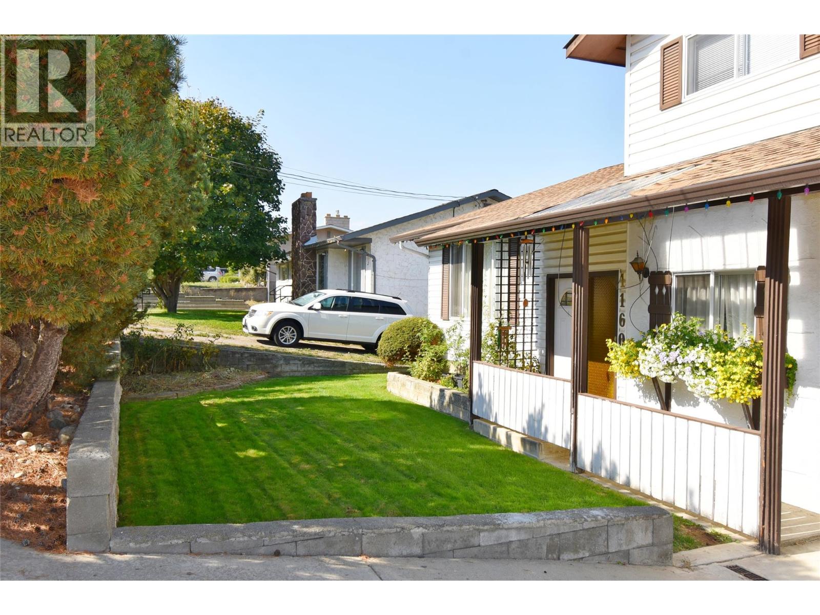 11603 Tassie Drive, Coldstream, British Columbia  V1B 1H3 - Photo 6 - 10397253