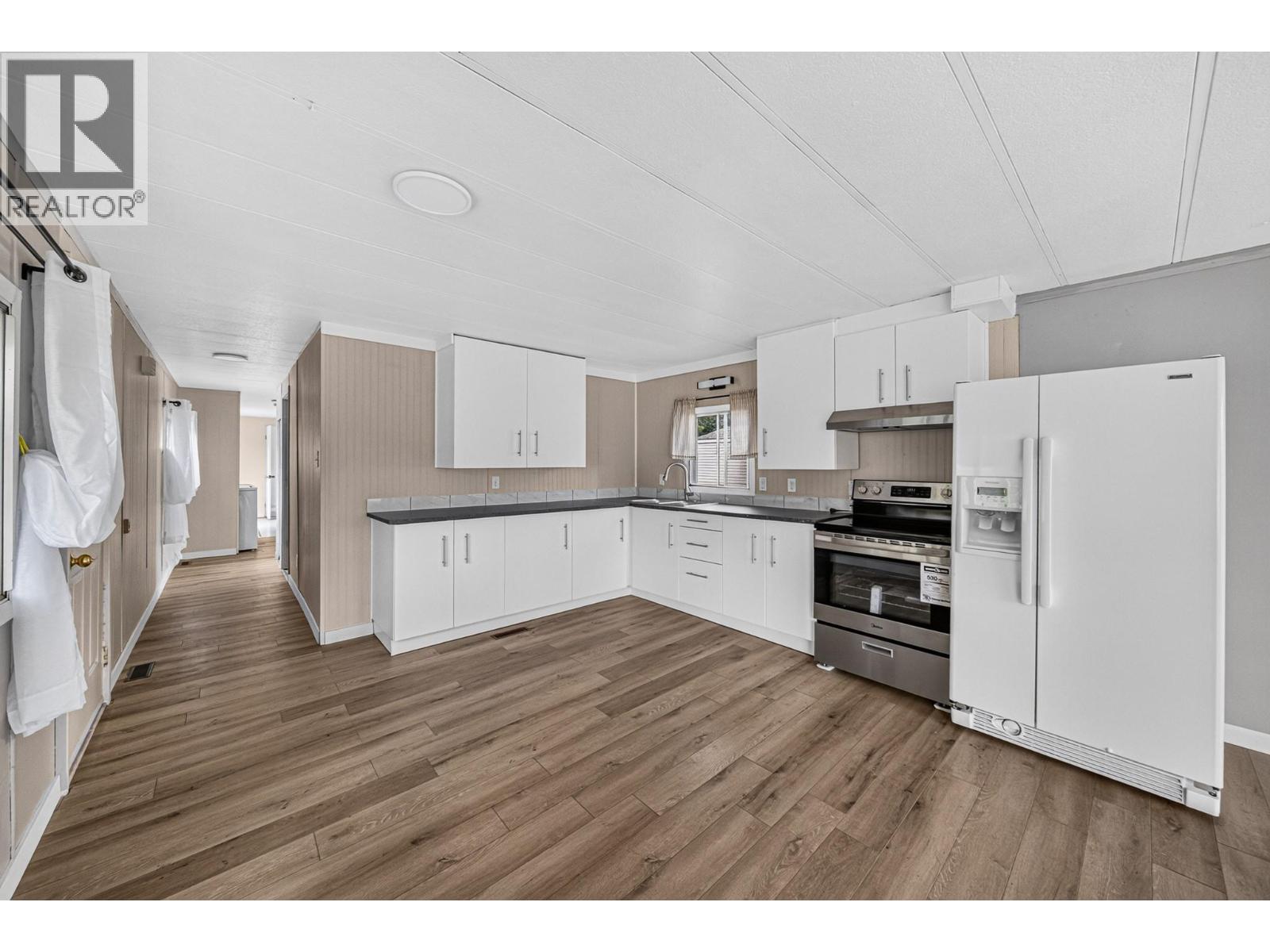 7555 Highway 43 Unit# D6, Sparwood, British Columbia  V0B 2G1 - Photo 12 - 10396567