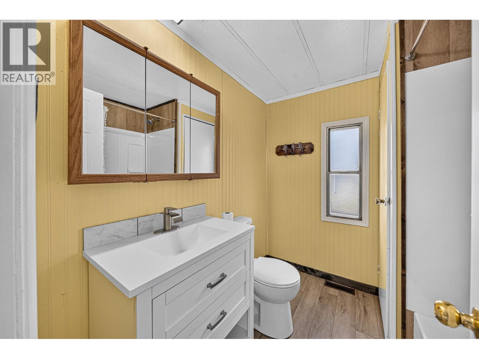 7555 Highway 43 Unit# D6, Sparwood, British Columbia  V0B 2G1 - Photo 24 - 10396567