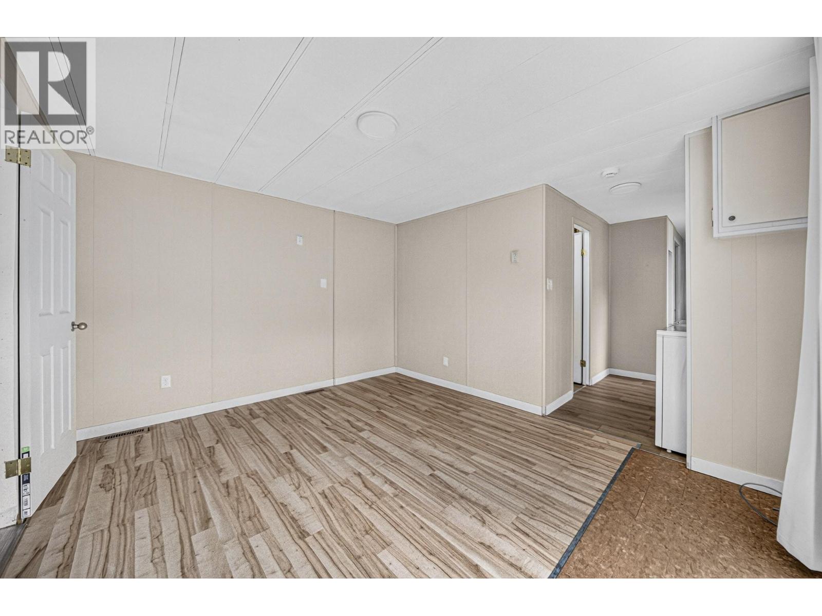 7555 Highway 43 Unit# D6, Sparwood, British Columbia  V0B 2G1 - Photo 28 - 10396567