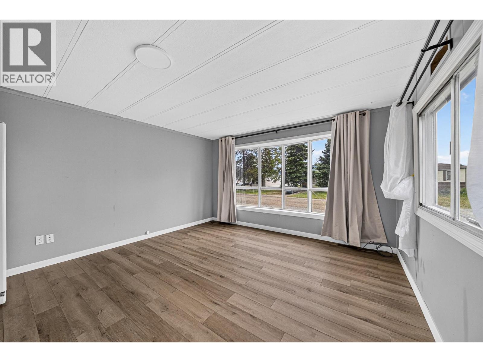 7555 Highway 43 Unit# D6, Sparwood, British Columbia  V0B 2G1 - Photo 8 - 10396567