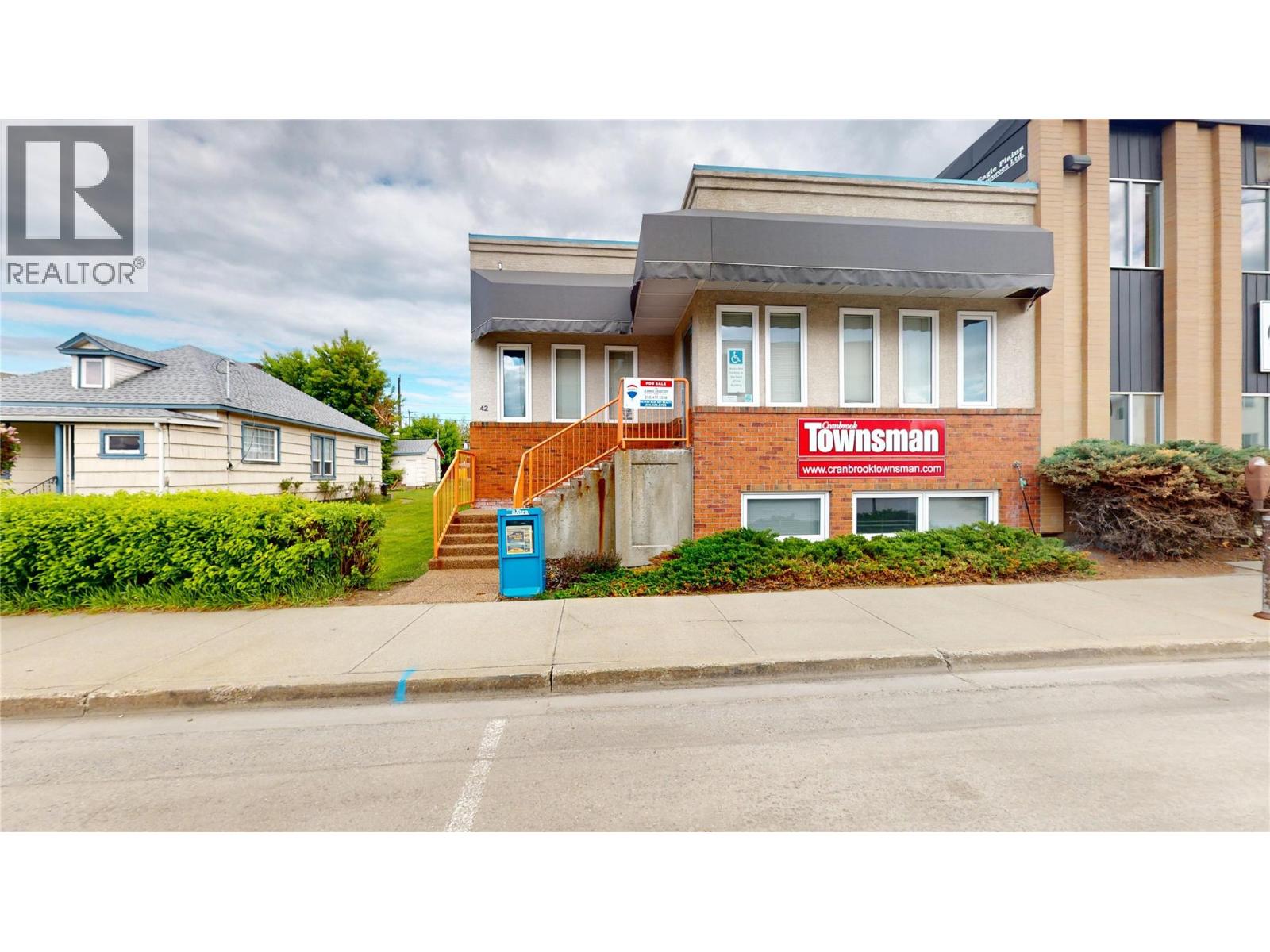 42 12th Avenue S, Cranbrook, British Columbia  V1C 2R7 - Photo 1 - 10397225