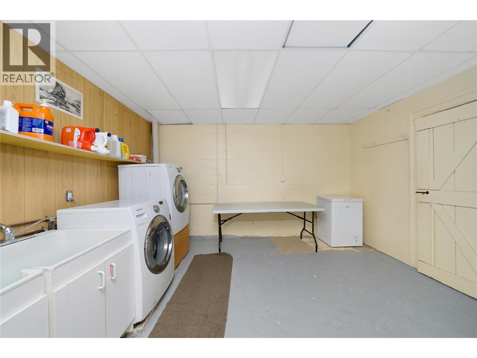 597 Binns Street, Trail, British Columbia  V1R 3L3 - Photo 29 - 10397271