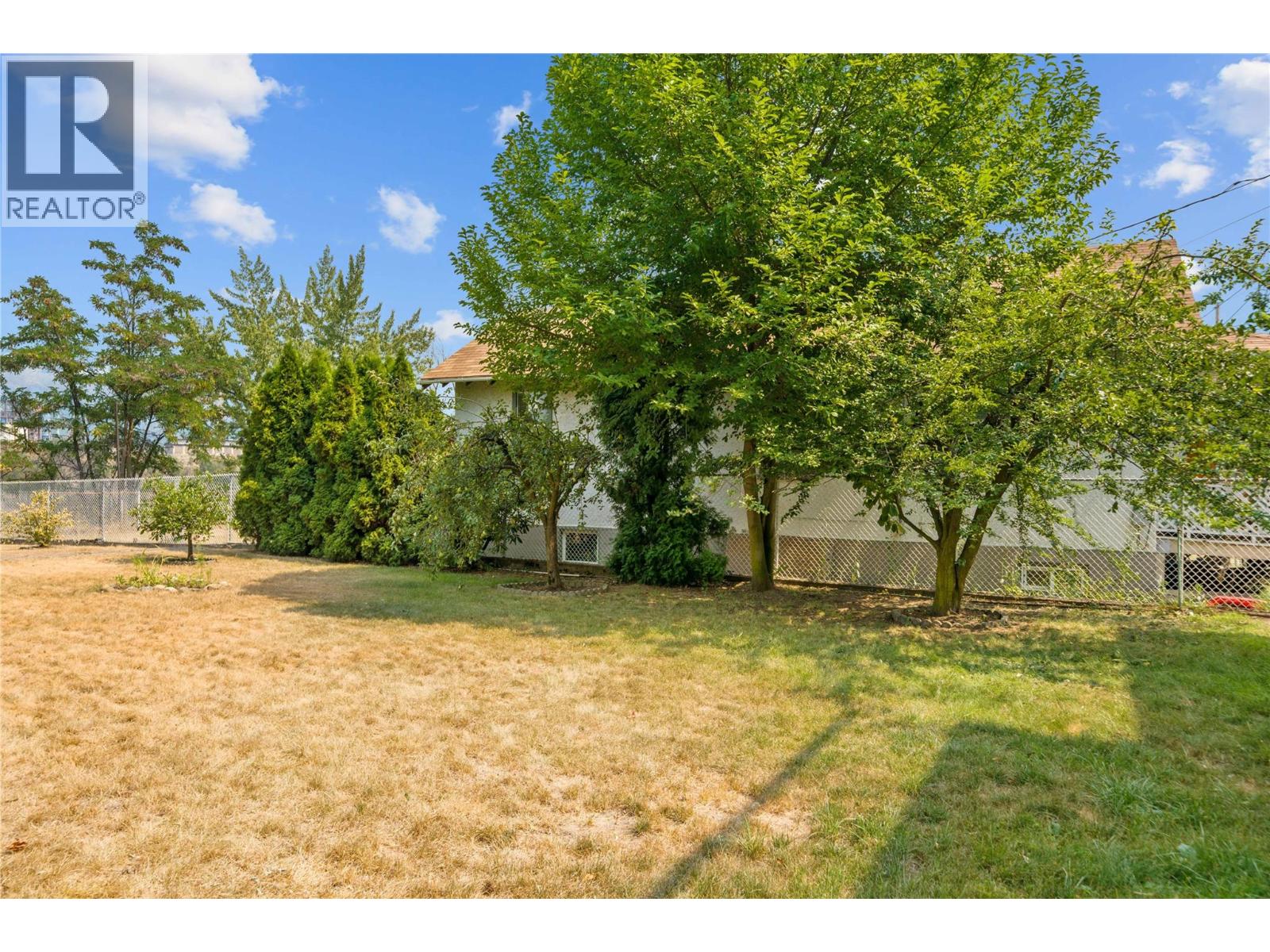597 Binns Street, Trail, British Columbia  V1R 3L3 - Photo 40 - 10397271