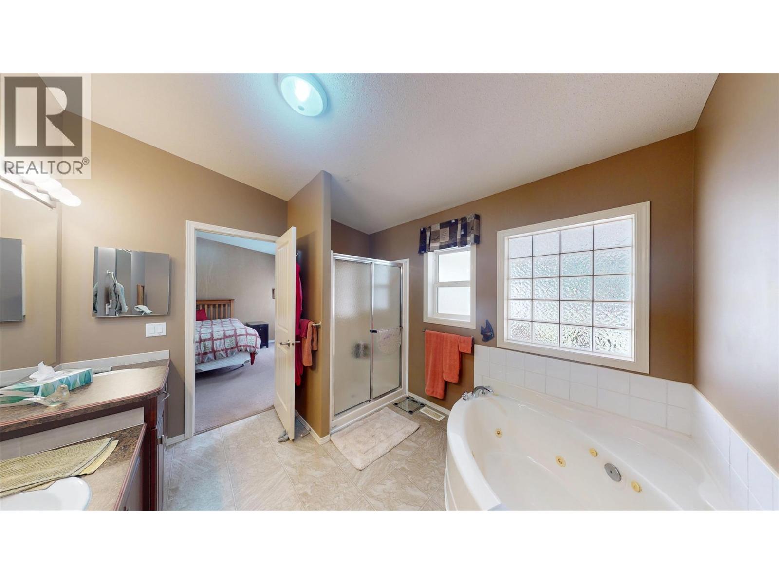 6311 Ash Road, Wasa, British Columbia  V0B 2K0 - Photo 24 - 10396955