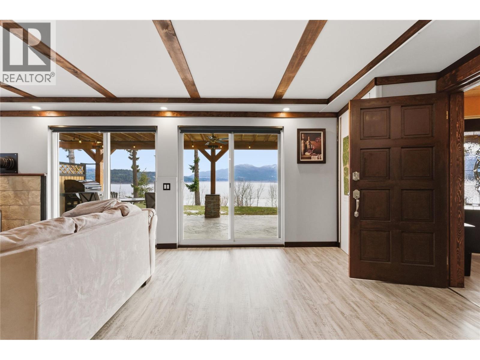 3690 Southview Road, Tappen, British Columbia  V0E 2X1 - Photo 37 - 10397324