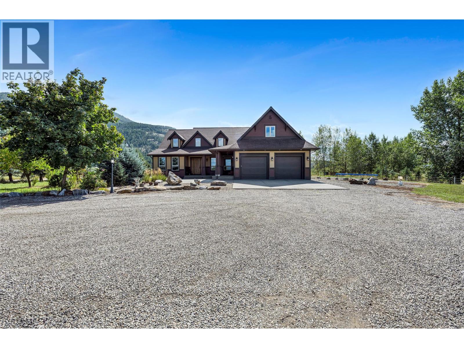 211 Pleasant Valley Cross Road, Armstrong, British Columbia  V0E 1B2 - Photo 2 - 10396807
