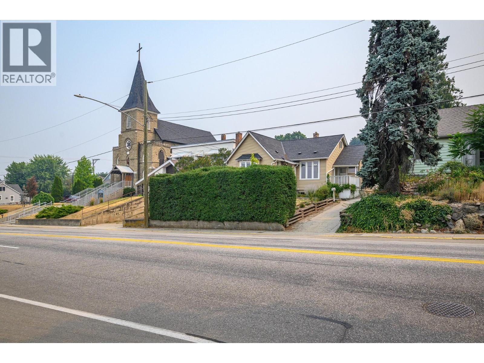 2605 27 Street, Vernon, British Columbia  V1T 4W1 - Photo 32 - 10397130