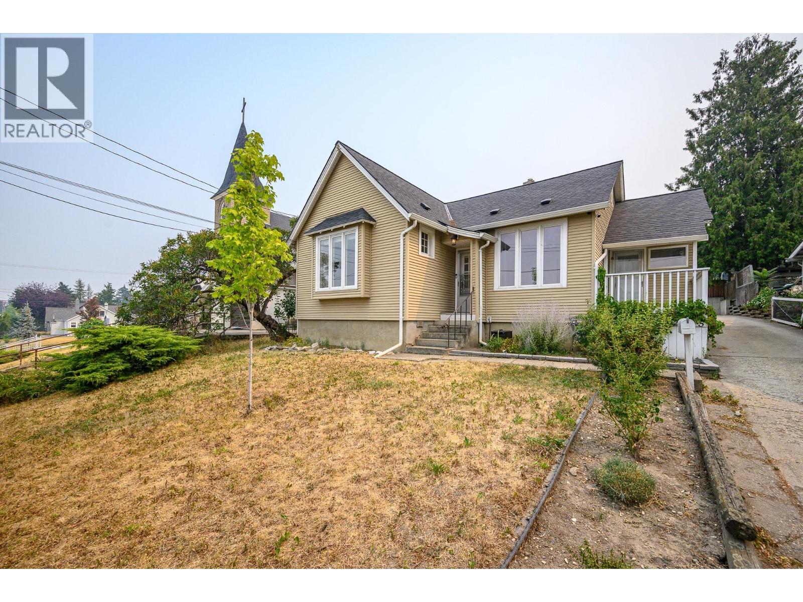 2605 27 Street, Vernon, British Columbia  V1T 4W1 - Photo 35 - 10397130
