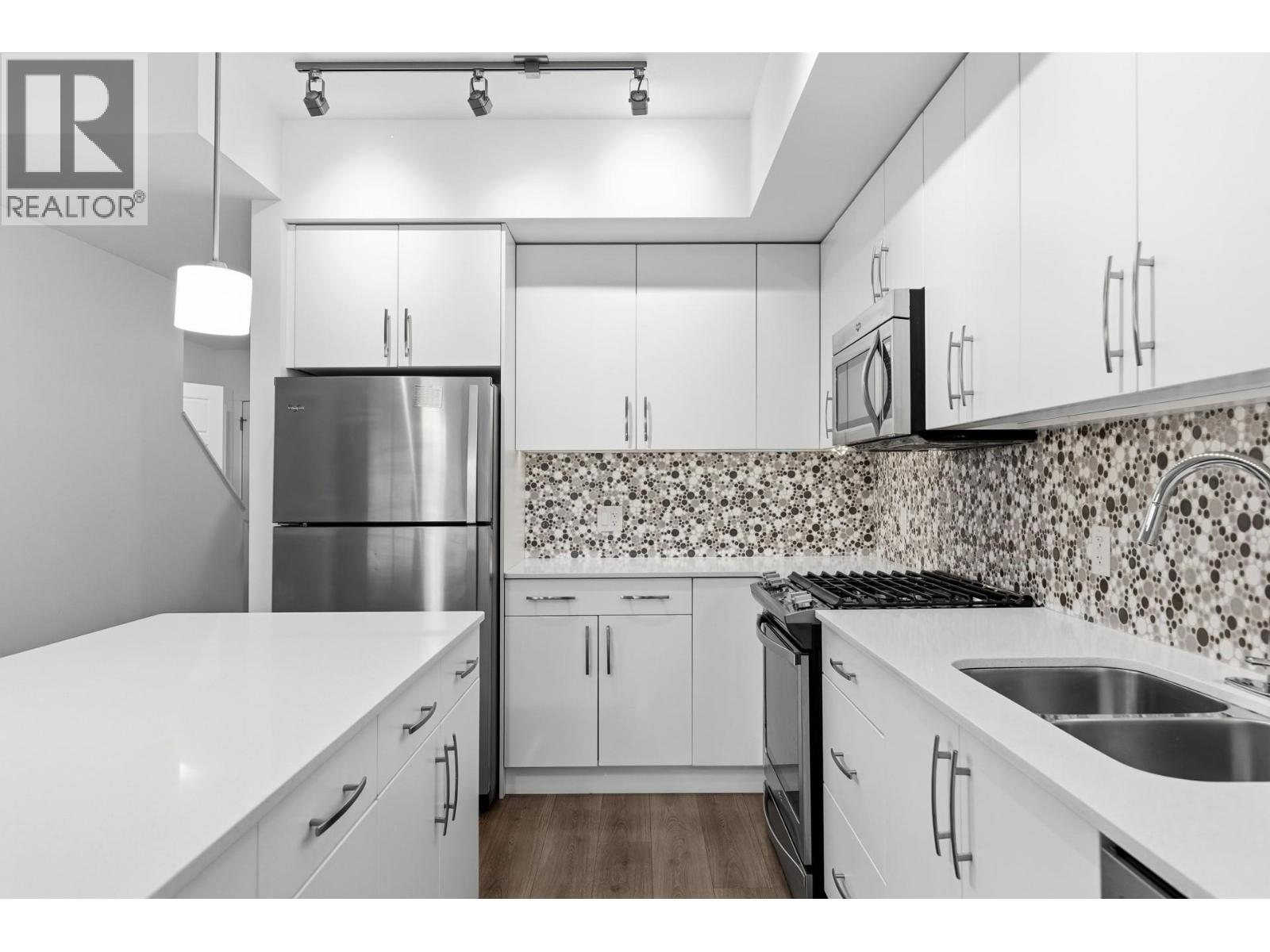 680 Old Meadows Road Unit# 74, Kelowna, British Columbia  V1W 5L4 - Photo 5 - 10397316