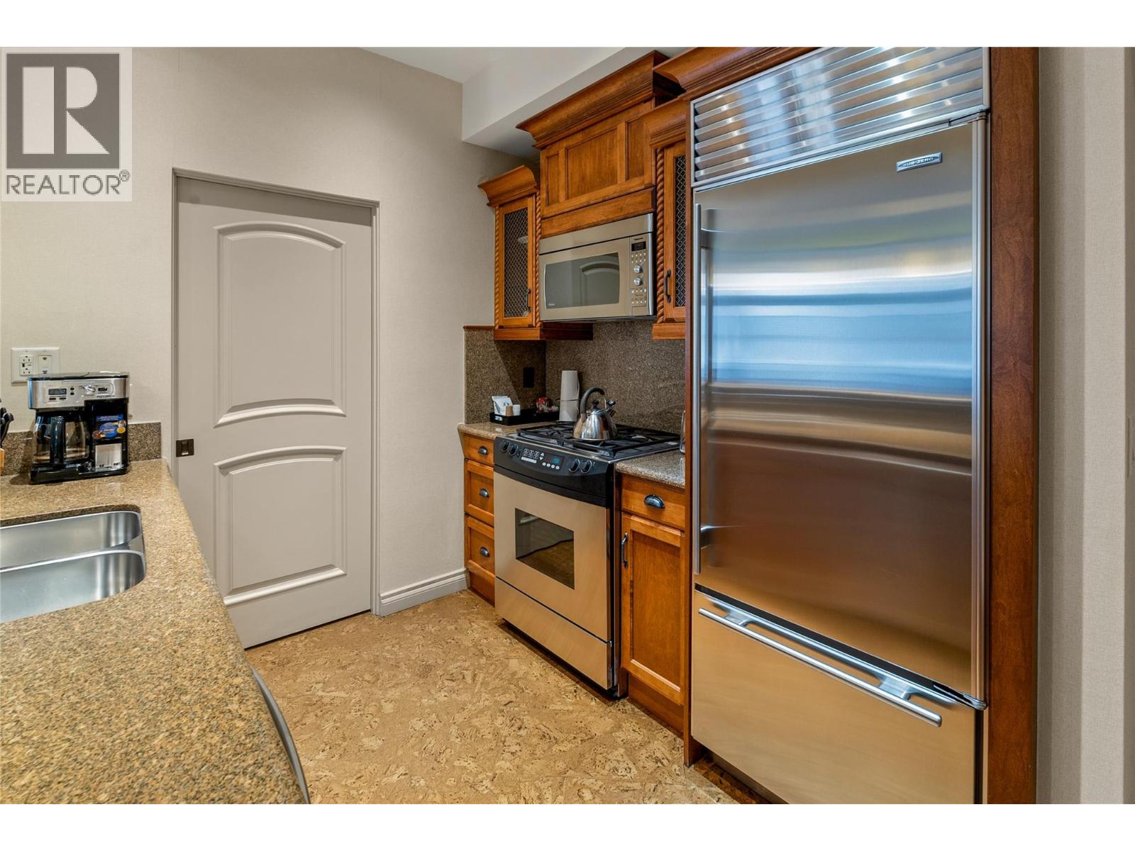 1288 Water Street N Unit# 350 L12, Kelowna, British Columbia  V1Y 9P4 - Photo 14 - 10397129