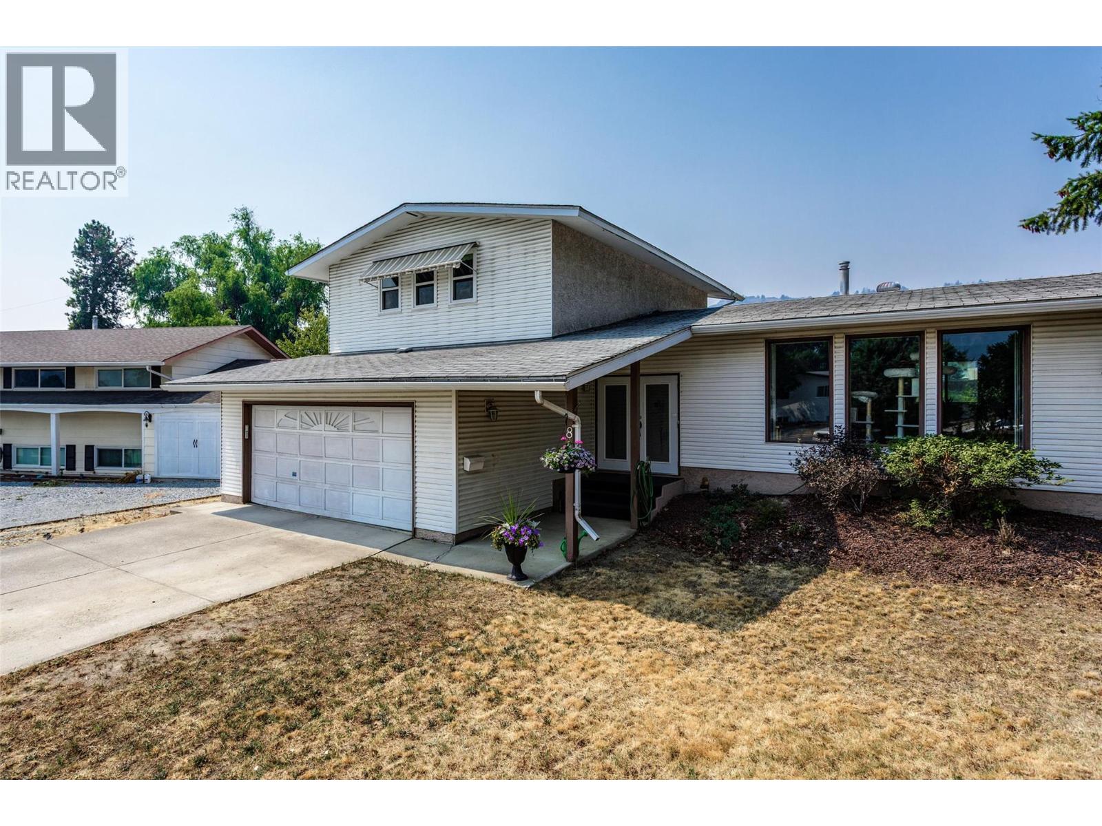 840 Liban Court, Kelowna, British Columbia  V1Y 8B5 - Photo 1 - 10396432