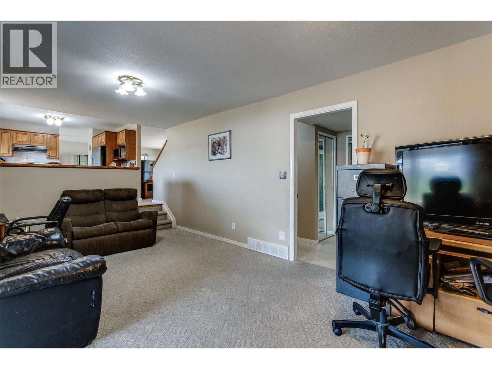 840 Liban Court, Kelowna, British Columbia  V1Y 8B5 - Photo 16 - 10396432