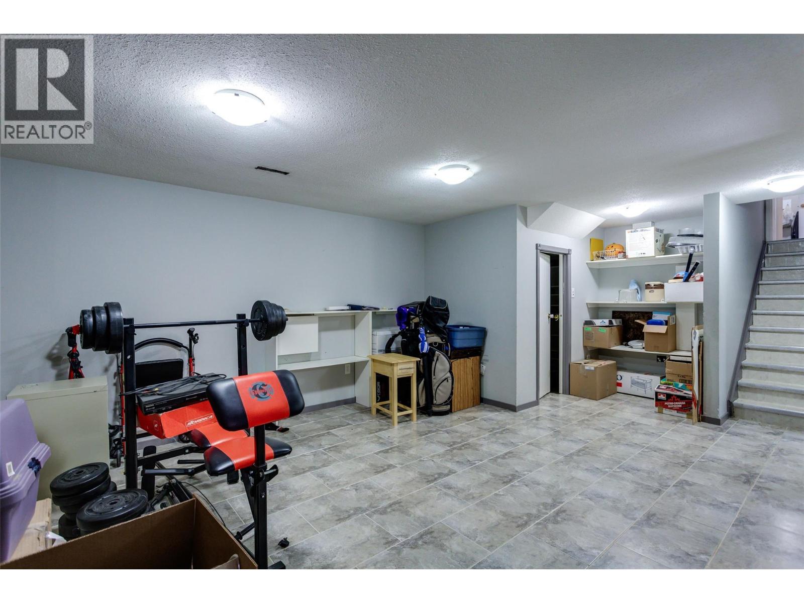 840 Liban Court, Kelowna, British Columbia  V1Y 8B5 - Photo 30 - 10396432