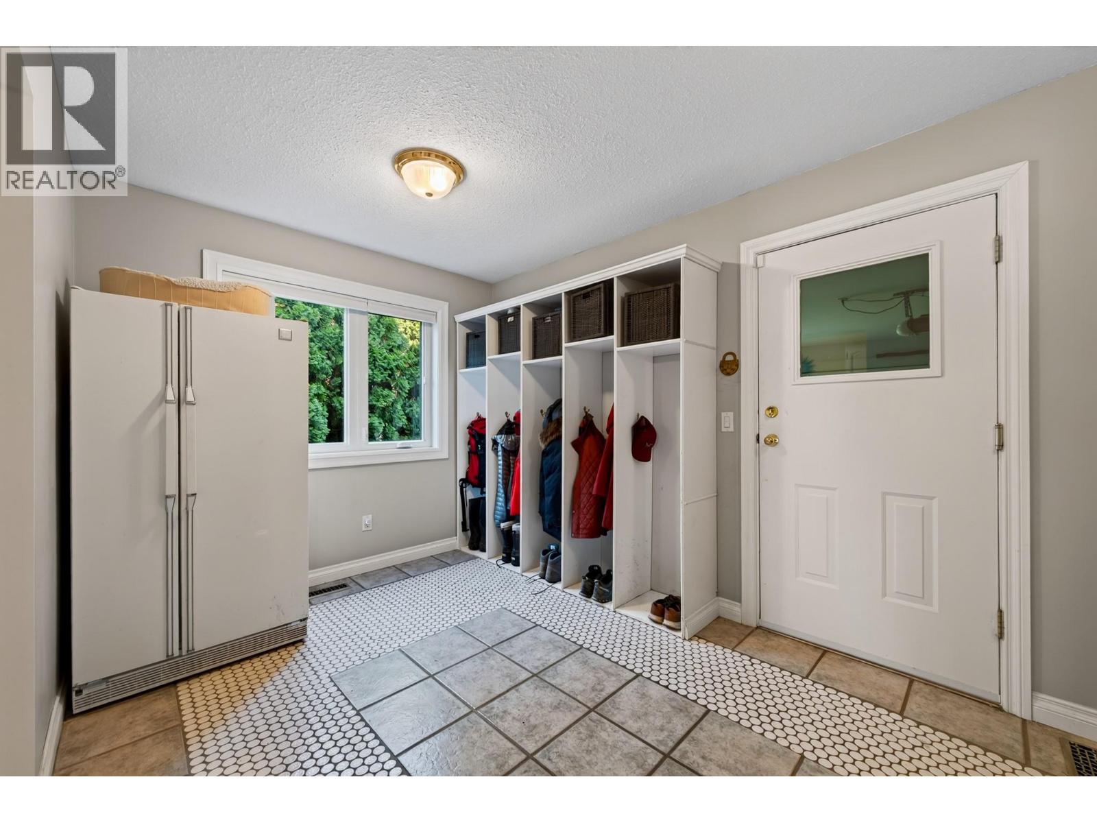 3544 Navatanee Drive, Kamloops, British Columbia  V2H 1S1 - Photo 29 - 10396828