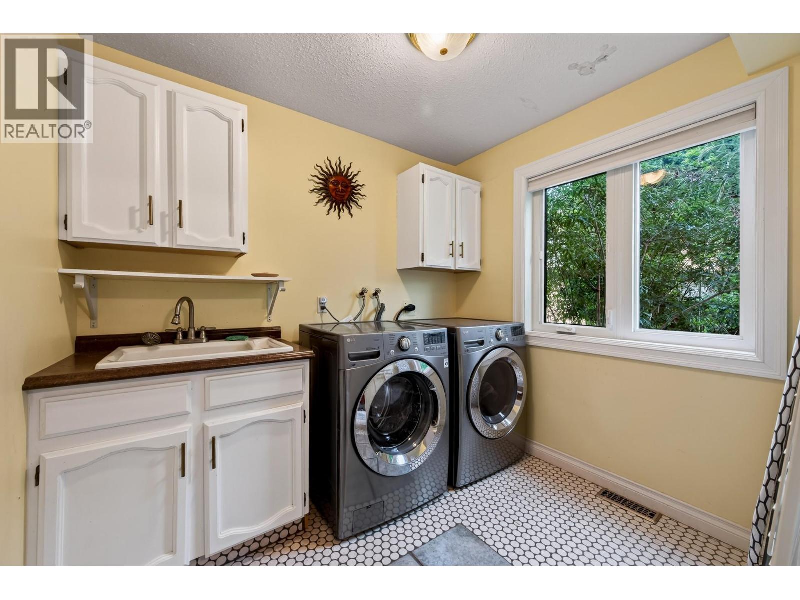 3544 Navatanee Drive, Kamloops, British Columbia  V2H 1S1 - Photo 31 - 10396828