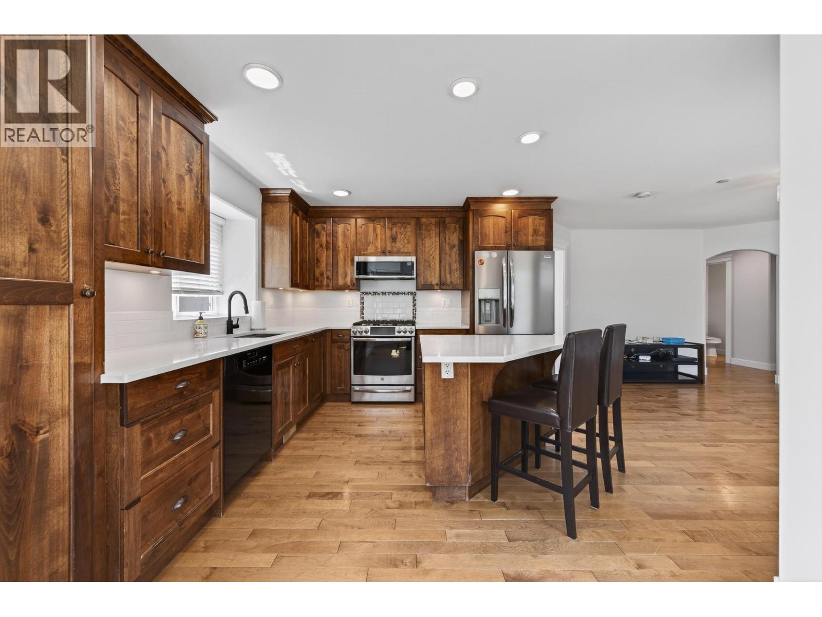8929 Grizzly Crescent, Kamloops, British Columbia  V2C 6T9 - Photo 10 - 10397318
