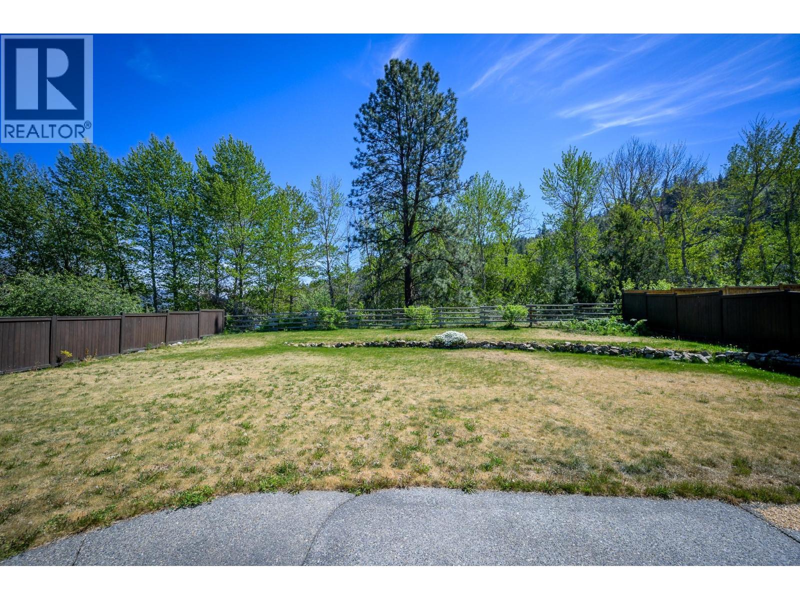 8929 Grizzly Crescent, Kamloops, British Columbia  V2C 6T9 - Photo 31 - 10397318
