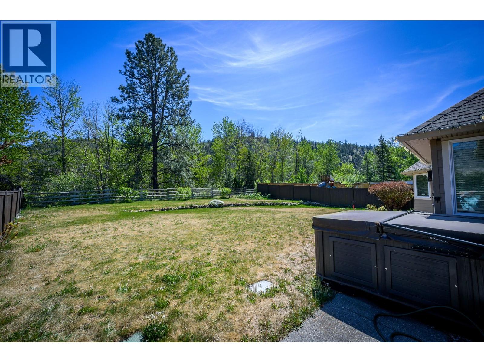 8929 Grizzly Crescent, Kamloops, British Columbia  V2C 6T9 - Photo 32 - 10397318