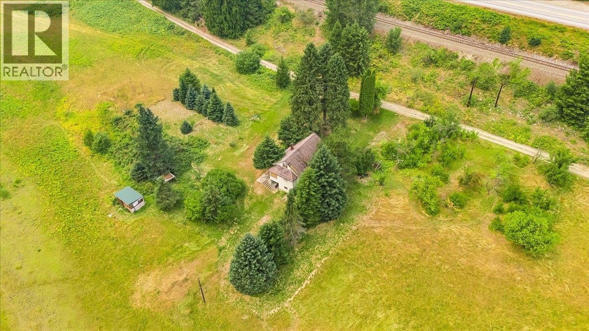 1864 Highway 3a, Castlegar, British Columbia  V1N 4N6 - Photo 16 - 10397290