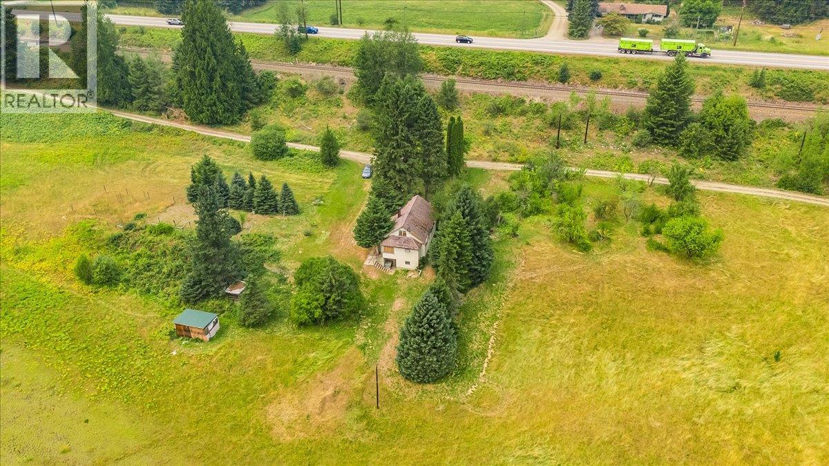 1864 Highway 3a, Castlegar, British Columbia  V1N 4N6 - Photo 18 - 10397290