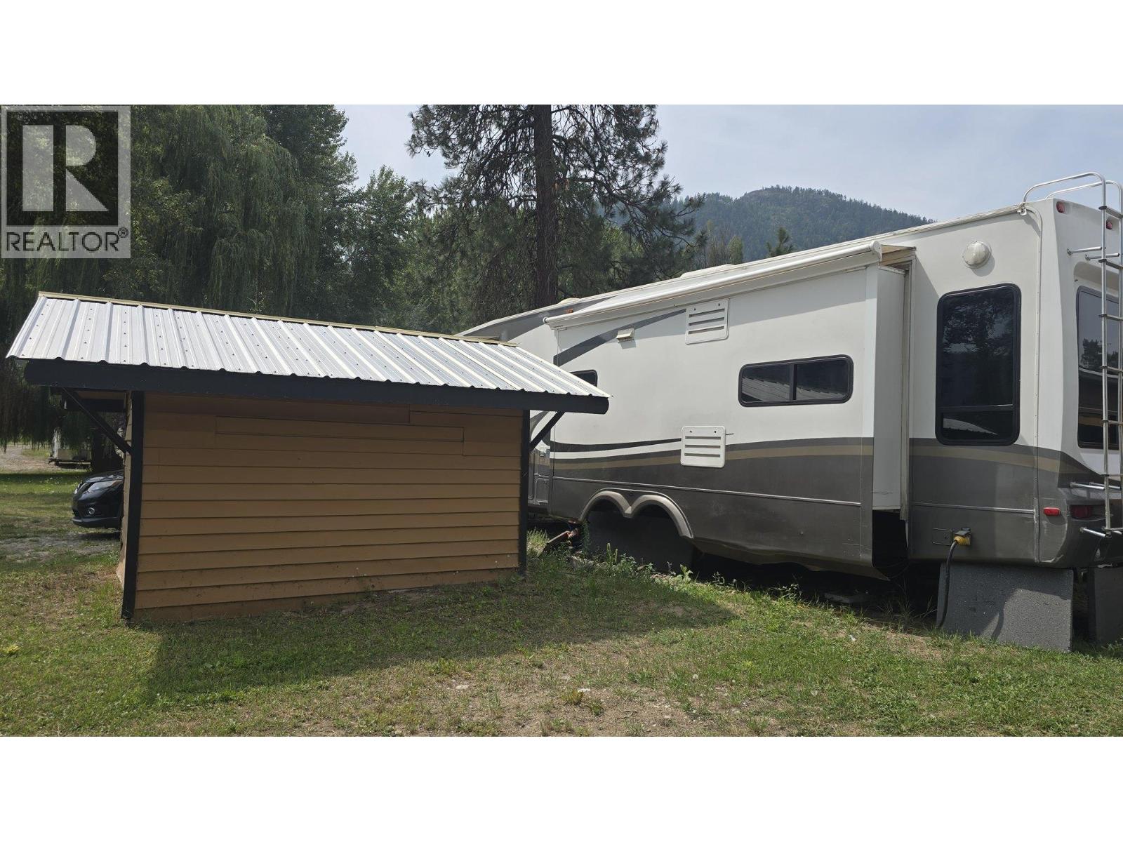 1285 Manly Meadows Road, Grand Forks, British Columbia  V0H 1H9 - Photo 9 - 10397085