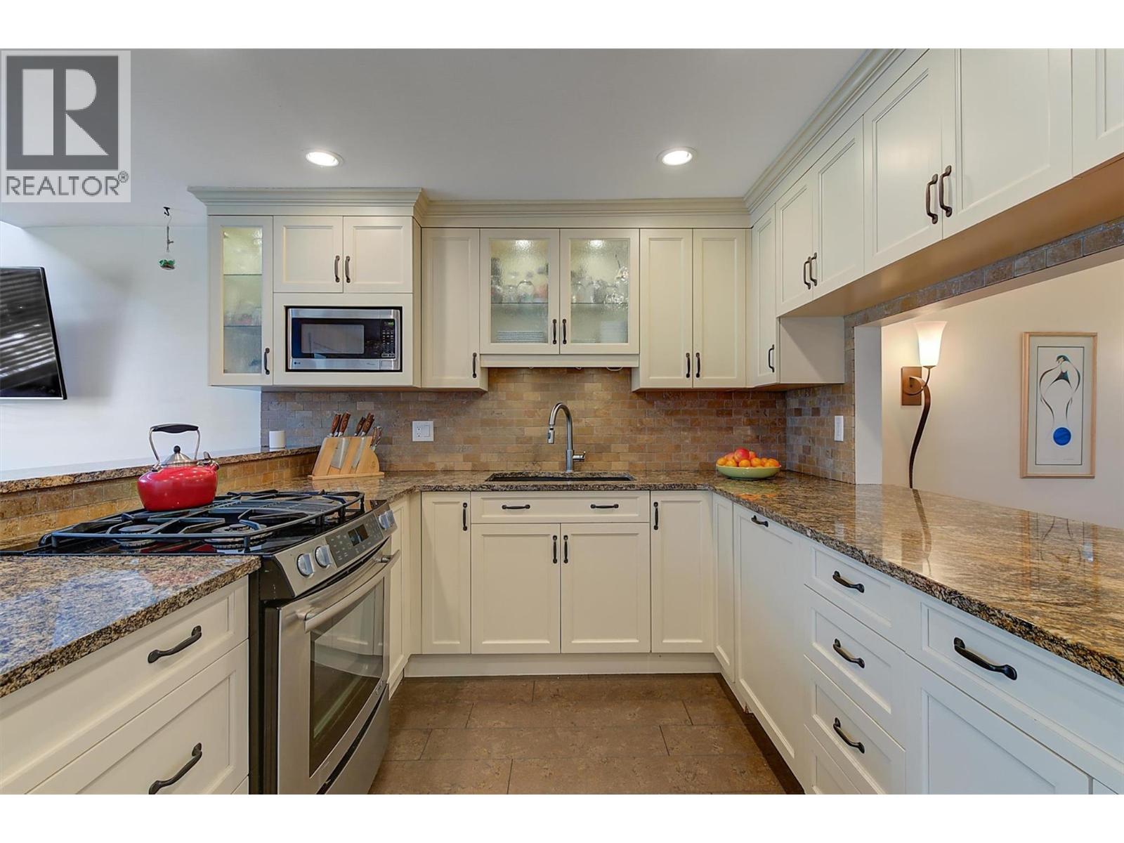 418 West Avenue, Kelowna, British Columbia  V1Y 4Z2 - Photo 22 - 10397307