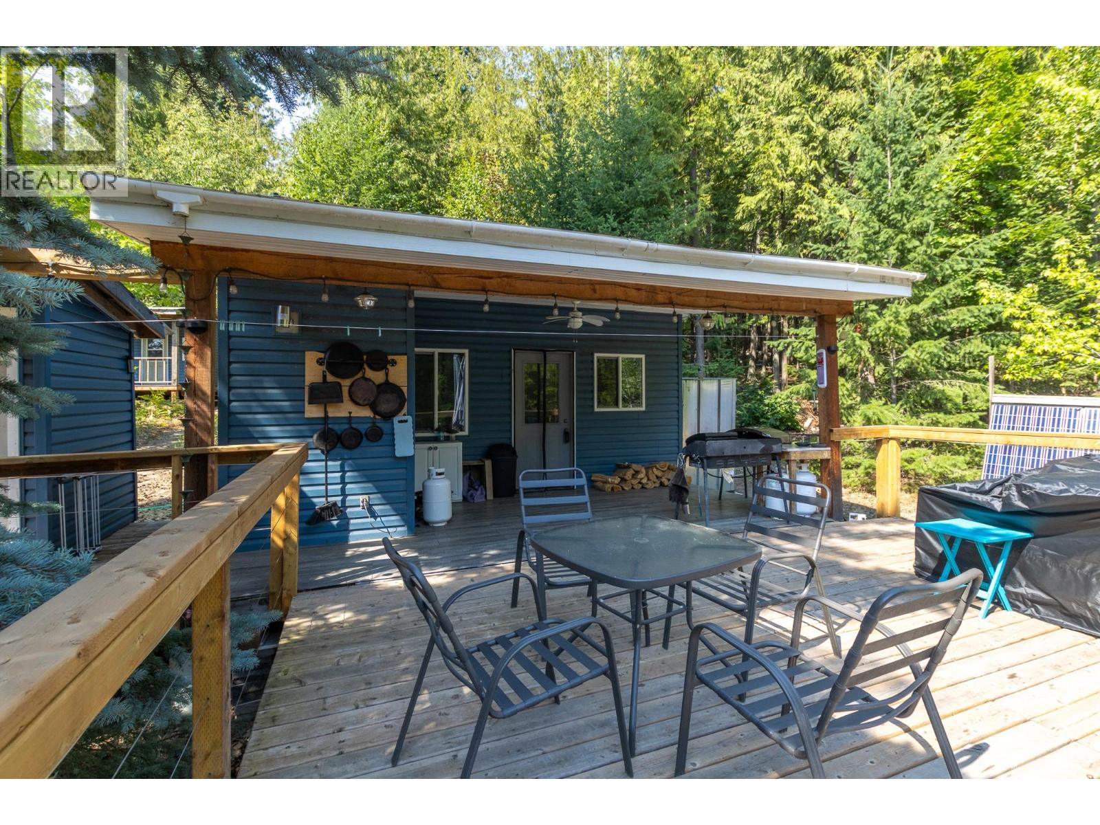 6061 40 Street Nw, Salmon Arm, British Columbia  V1E 4M2 - Photo 10 - 10396891
