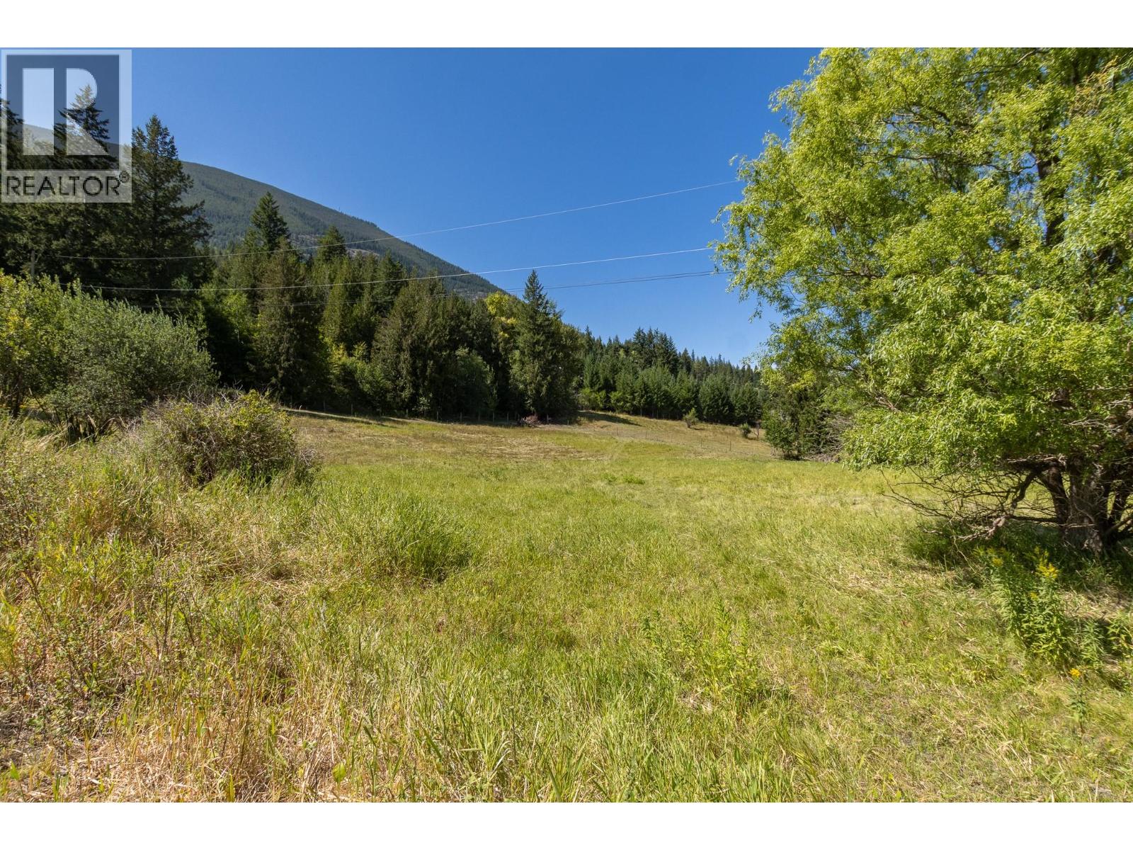 6061 40 Street Nw, Salmon Arm, British Columbia  V1E 4M2 - Photo 4 - 10396891