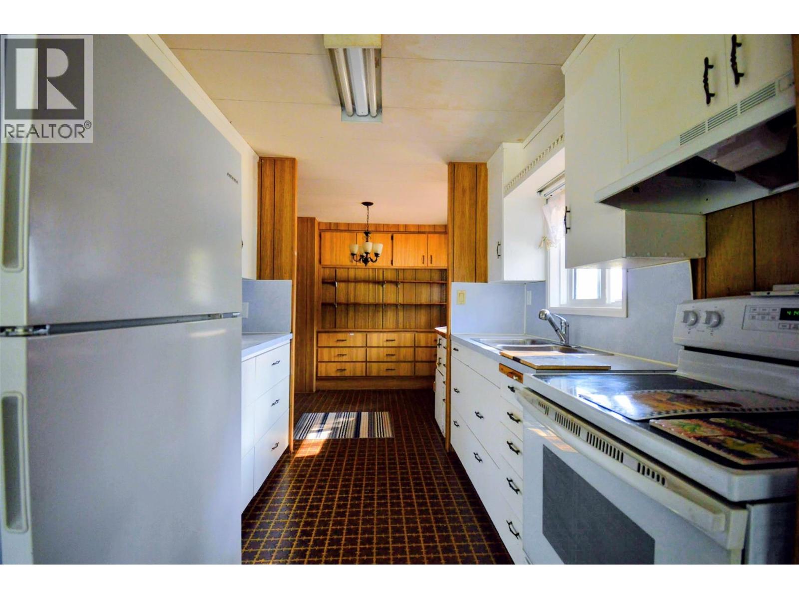 7010 Ranken Road, Grand Forks, British Columbia  V0H 1H2 - Photo 32 - 10392399