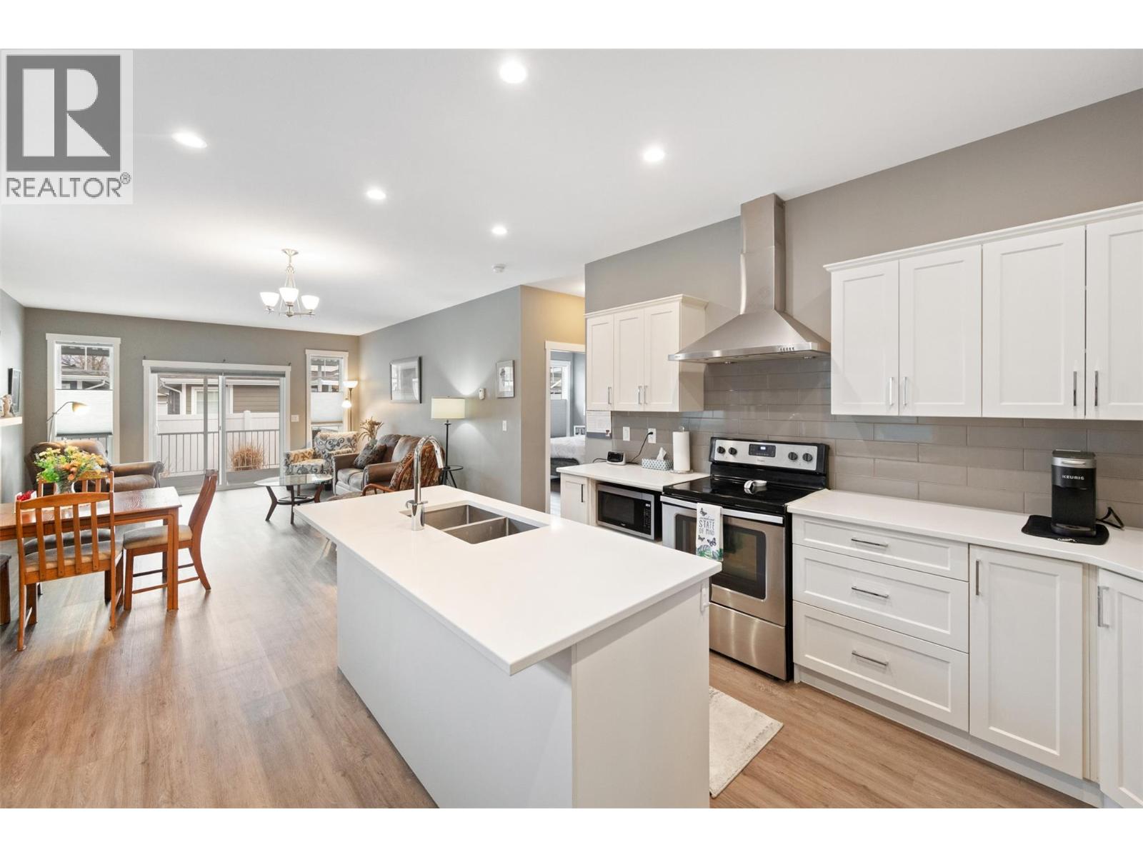 351 Warren Avenue W Unit# 42, Penticton, British Columbia  V2A 3N2 - Photo 10 - 10397373