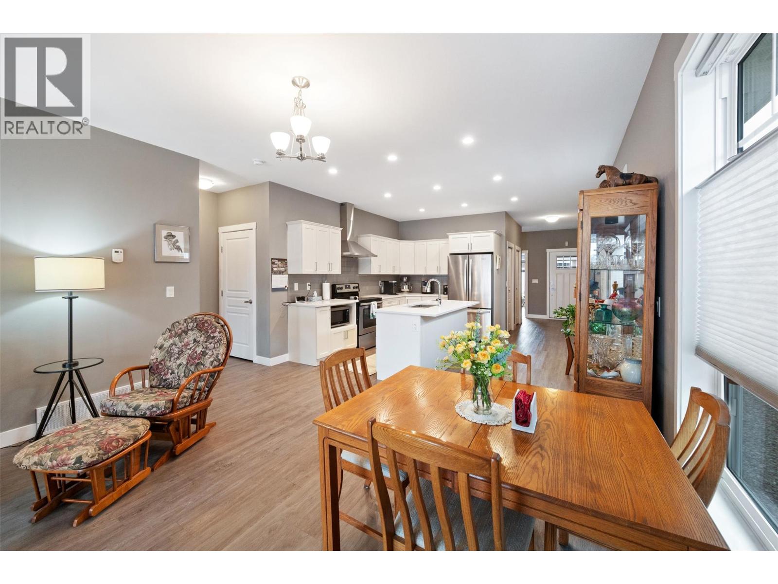 351 Warren Avenue W Unit# 42, Penticton, British Columbia  V2A 3N2 - Photo 8 - 10397373