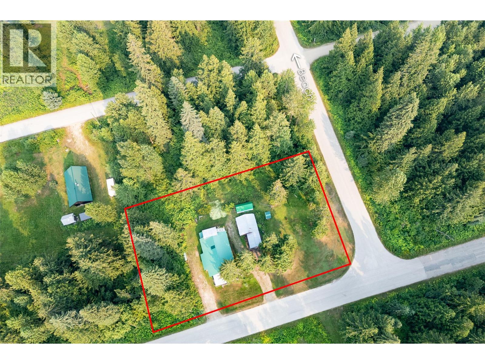 475 Westside Road, Trout Lake, British Columbia  V0G 1R2 - Photo 2 - 10397277
