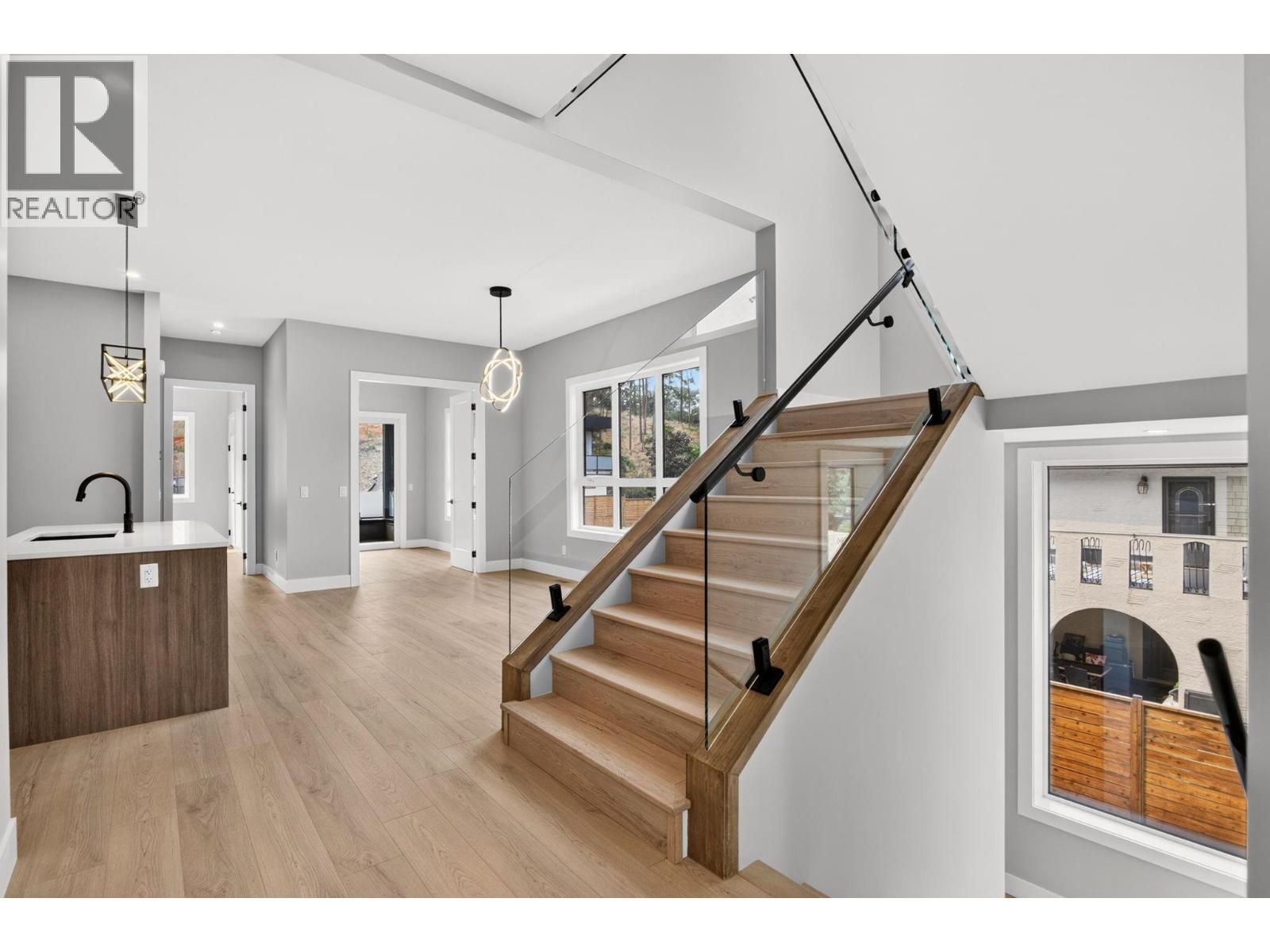 757 Barnaby Road Unit# 1, Kelowna, British Columbia  V1W 4N9 - Photo 12 - 10397265