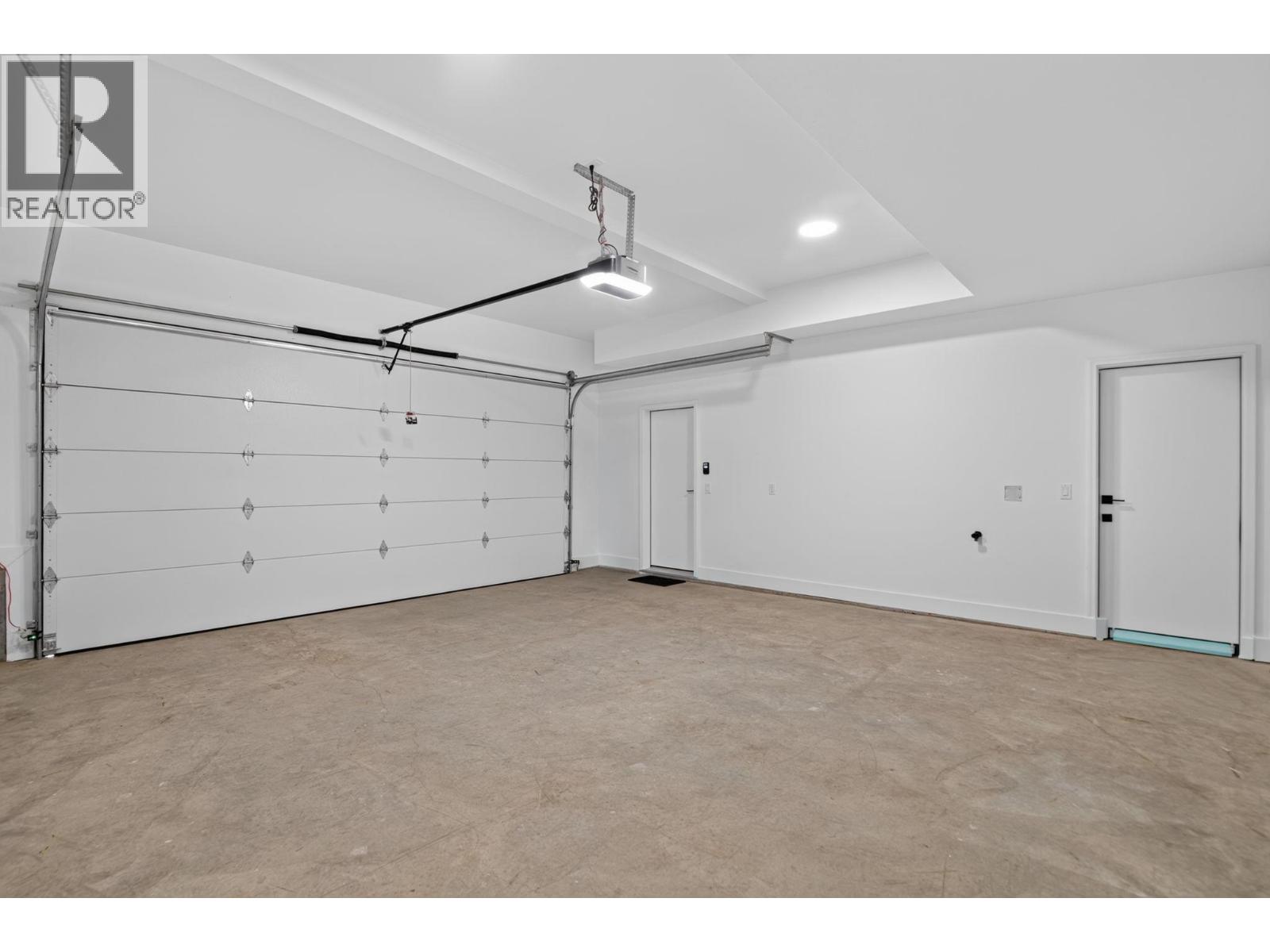 757 Barnaby Road Unit# 1, Kelowna, British Columbia  V1W 4N9 - Photo 54 - 10397265
