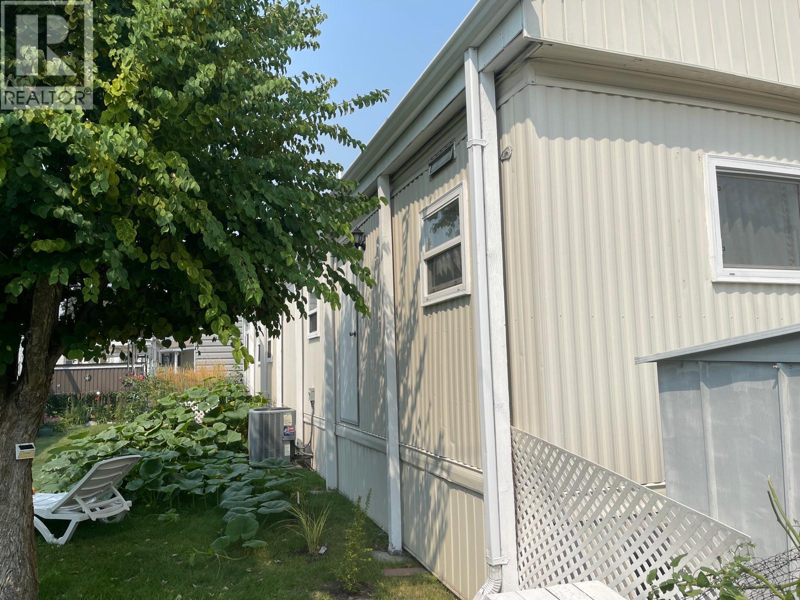 5484 25 Avenue Unit# 39, Vernon, British Columbia  V1T 7A8 - Photo 5 - 10396979