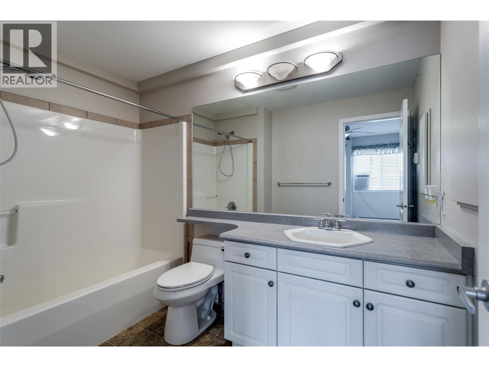 1962 Enterprise Way Unit# 401, Kelowna, British Columbia  V1Y 9S6 - Photo 23 - 10396429