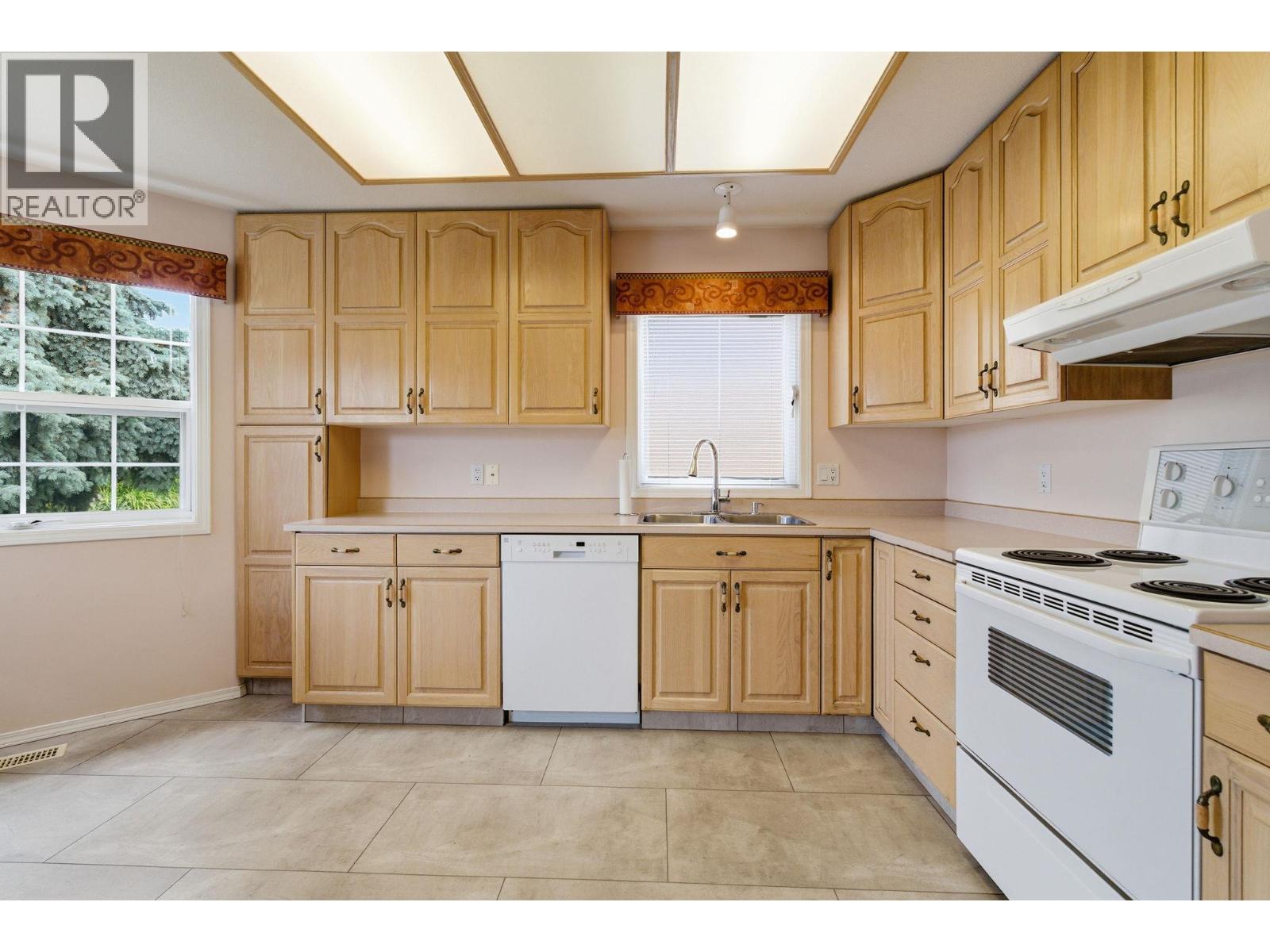 650 Lexington Drive Unit# 212, Kelowna, British Columbia  V1W 3B6 - Photo 8 - 10397182