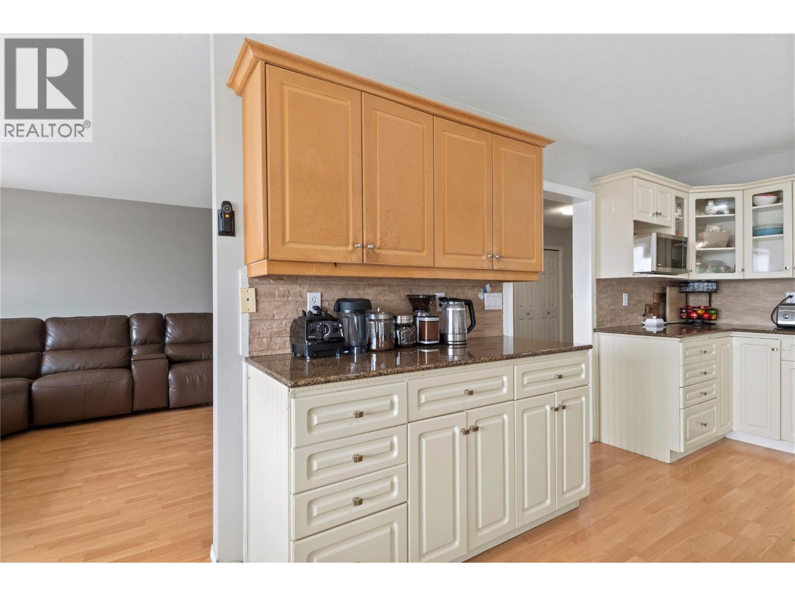 618 Elson Road, Sorrento, British Columbia  V0E 2W1 - Photo 20 - 10397383