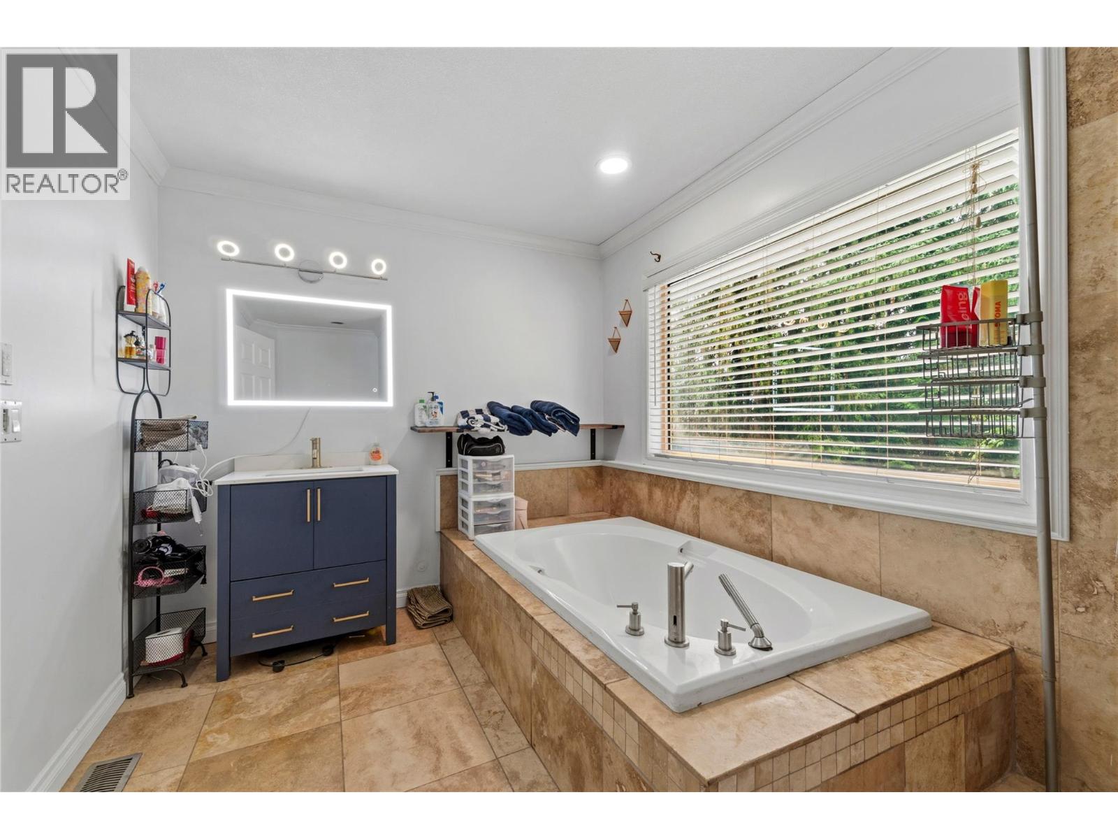 618 Elson Road, Sorrento, British Columbia  V0E 2W1 - Photo 40 - 10397383
