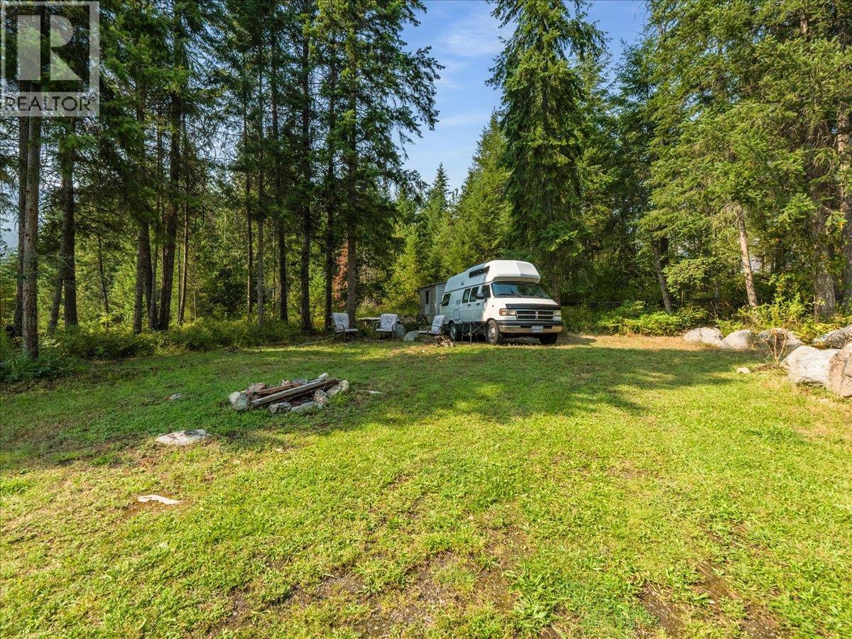 8864 Slocan  S Road, Slocan, British Columbia  V0G 2C0 - Photo 37 - 10397378