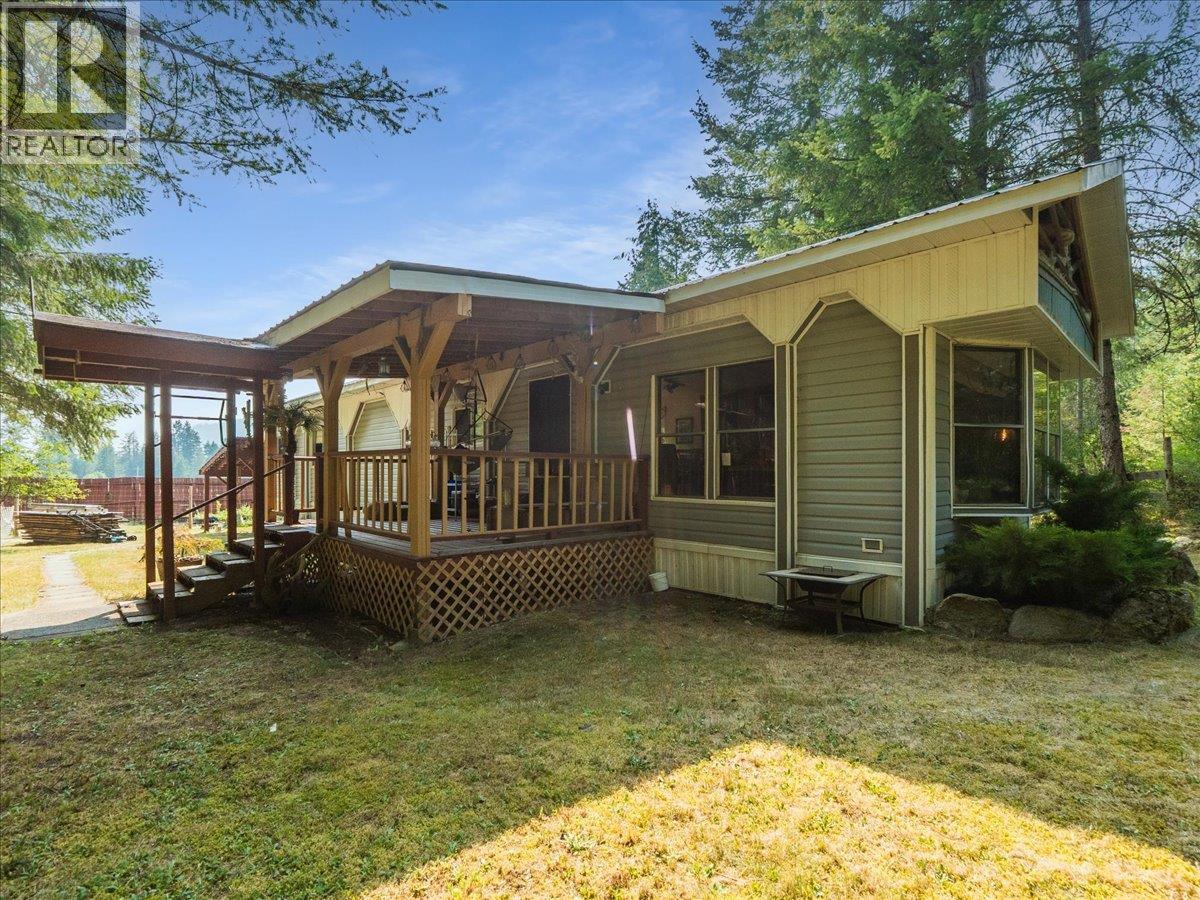 8864 Slocan  S Road, Slocan, British Columbia  V0G 2C0 - Photo 50 - 10397378