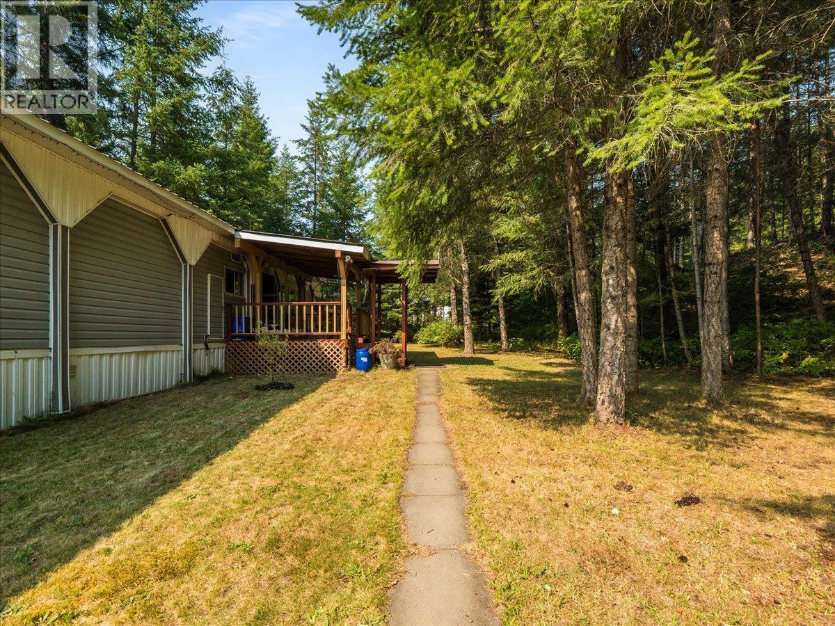 8864 Slocan  S Road, Slocan, British Columbia  V0G 2C0 - Photo 69 - 10397378