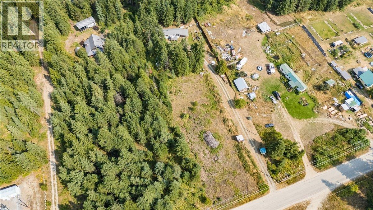 8864 Slocan  S Road, Slocan, British Columbia  V0G 2C0 - Photo 75 - 10397378