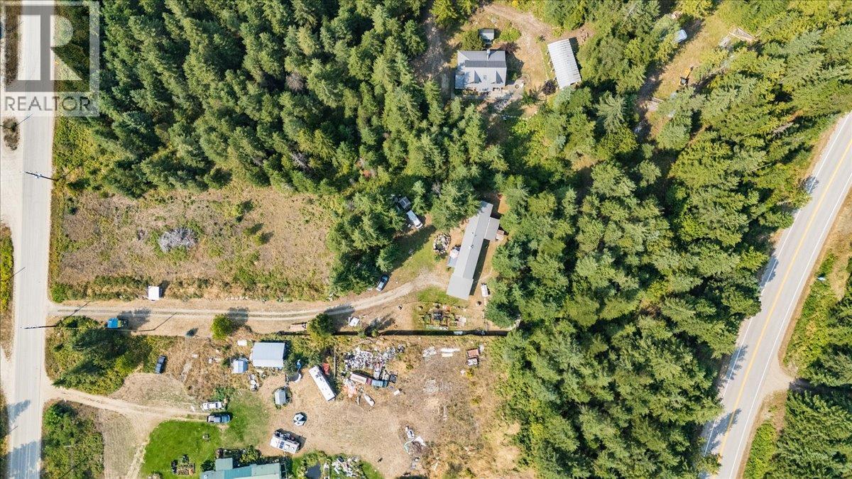 8864 Slocan  S Road, Slocan, British Columbia  V0G 2C0 - Photo 78 - 10397378