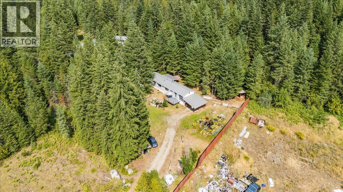 8864 Slocan  S Road, Slocan, British Columbia  V0G 2C0 - Photo 92 - 10397378