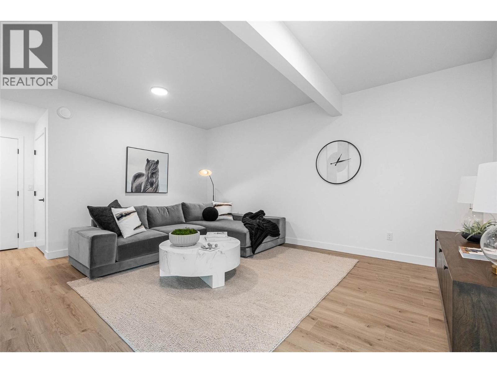 5048 Sun Rivers Drive, Kamloops, British Columbia  V2H 0E7 - Photo 11 - 10396793