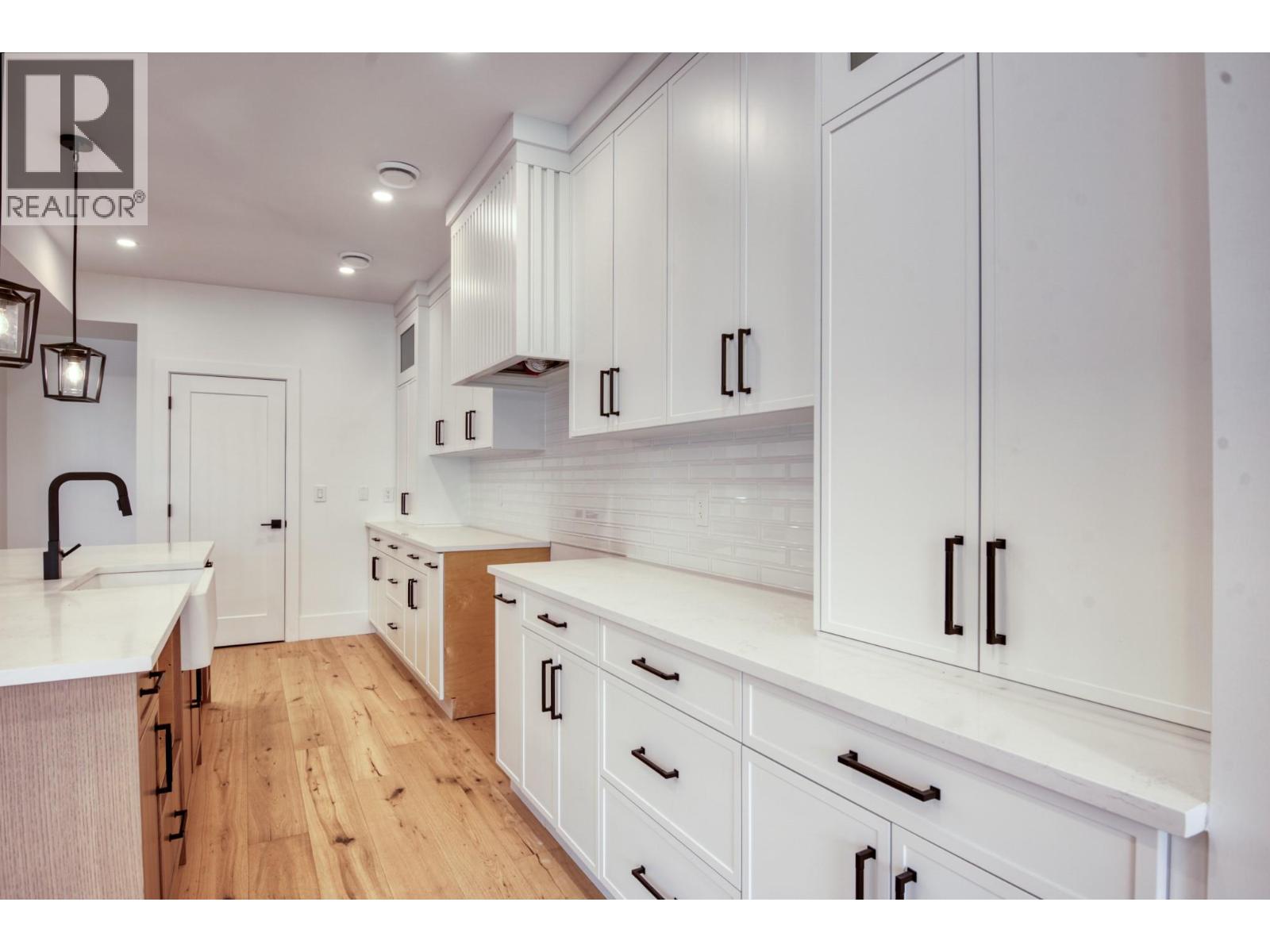 18 Chardonnay Court, Osoyoos, British Columbia  V0H 1V6 - Photo 25 - 10397300
