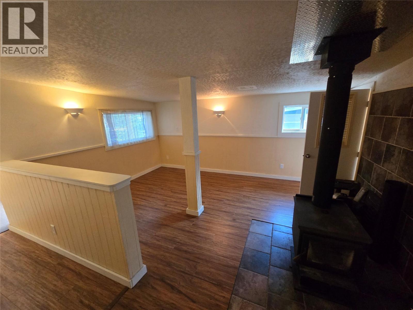 2633 5th Street, Olalla, British Columbia  V0X 1N6 - Photo 4 - 10397360