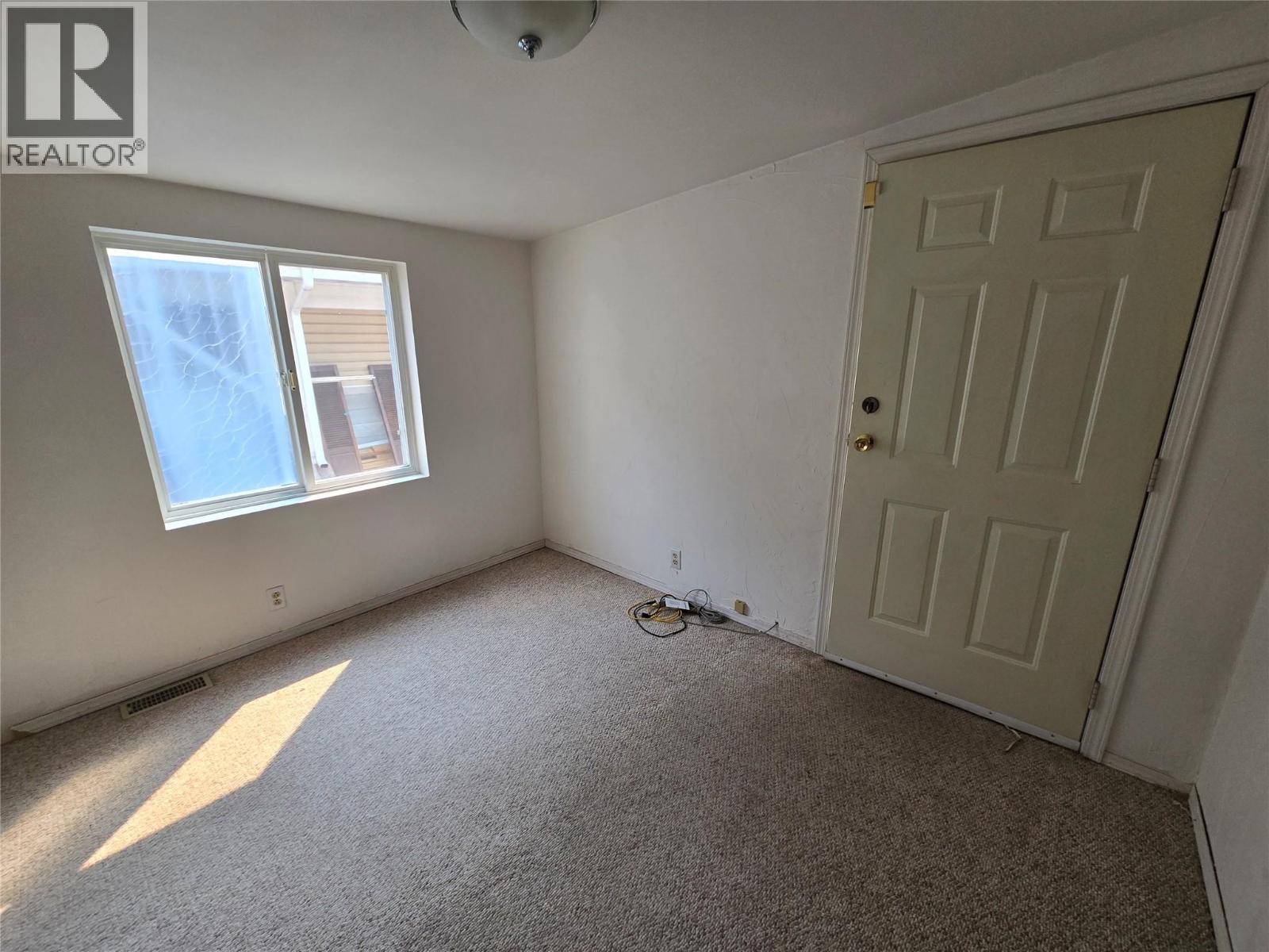 2633 5th Street, Olalla, British Columbia  V0X 1N6 - Photo 8 - 10397360
